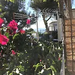 Mobil-home Domaine 4 Etoiles De L'ile D'or Vue Pour 4 Personnes *