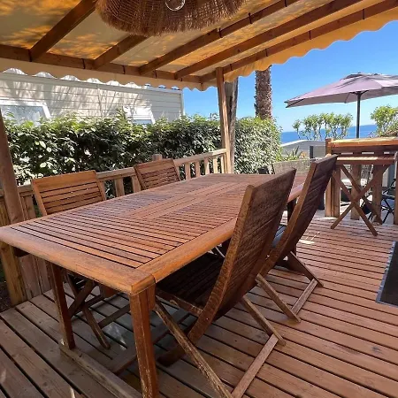 Mobil-home Domaine 4 Etoiles De L'ile D'or Vue Pour 4 Personnes *